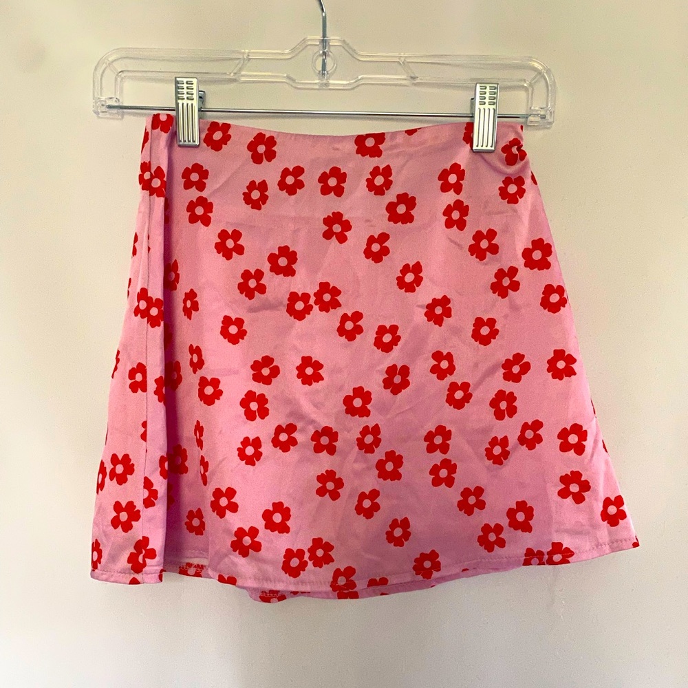Princess Polly floral pink mini skirt